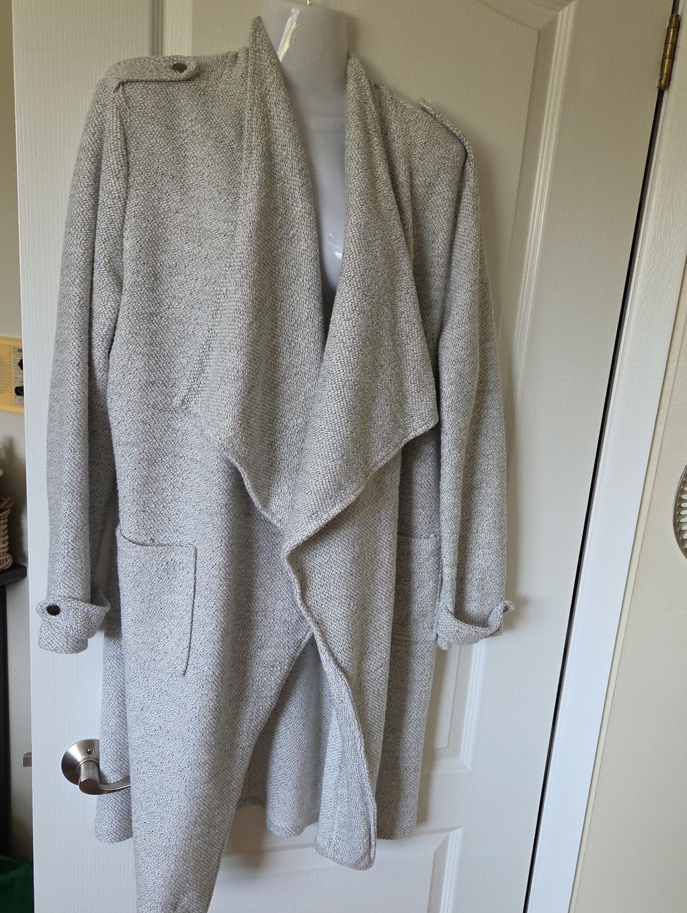 Light Light Gray Textured Drape Front Women's Coat, Oversized Medium -xl